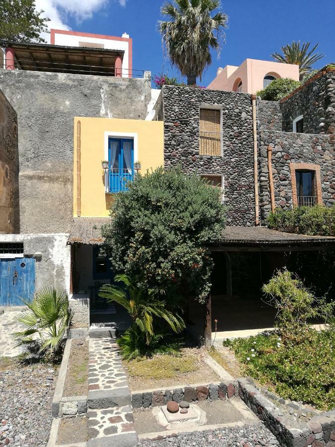 Вилла La Casa Di Via Lungomare Санта-Марина-Салина Экстерьер фото